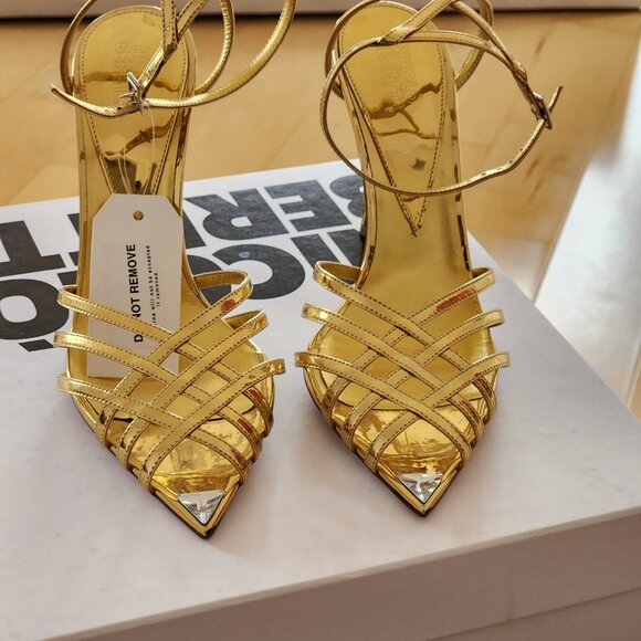 Nicolo Beretta gold patent leather sandals Sz 40